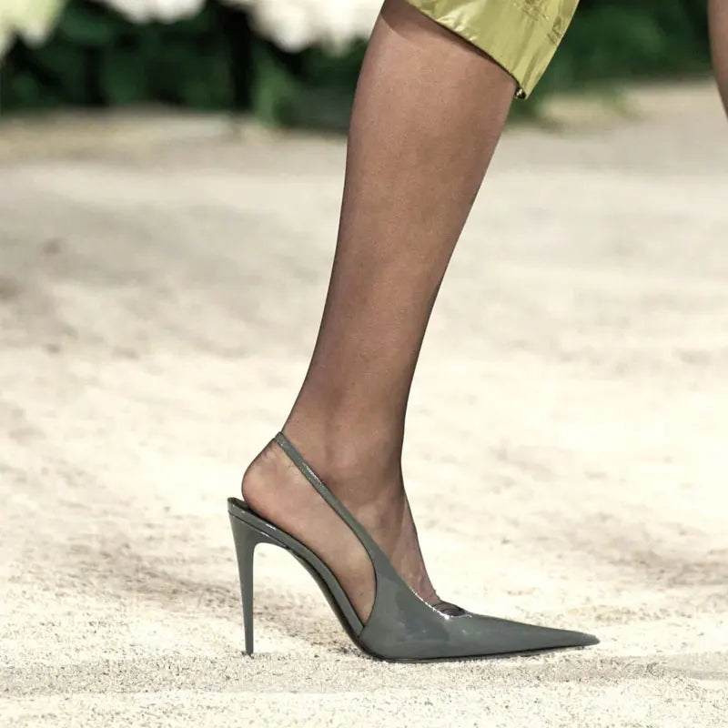 2026 Spring and Summer New Simple Pointed Back Hollow Sandals European and American Fashion Versatile Banquet Women's Shoes