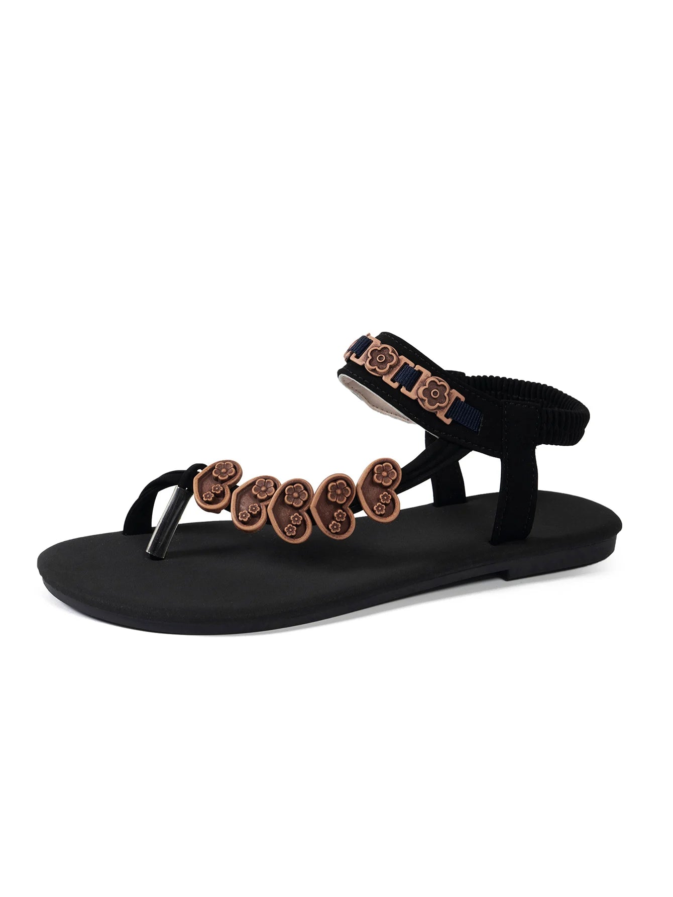 Fashionable flat sandals with a specially designed toe loop and toe separator, featuring heart decorations and a bohemian style