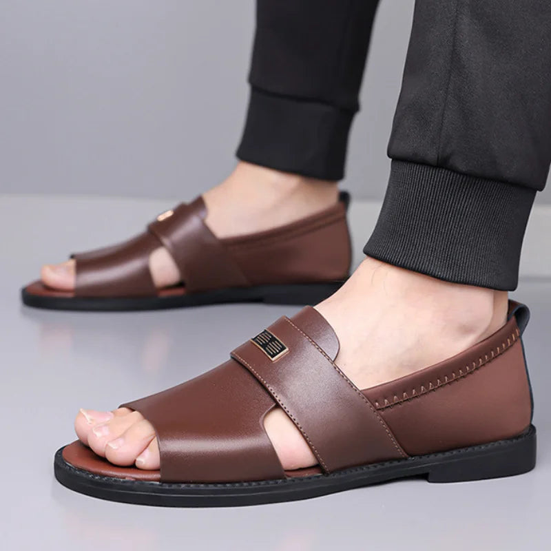 Sandals for Men Brand Casual Shoes Outdoor Fashion Men's Slippers Comfortable Beach Shoes High Quality Leather Men Flat Sandals