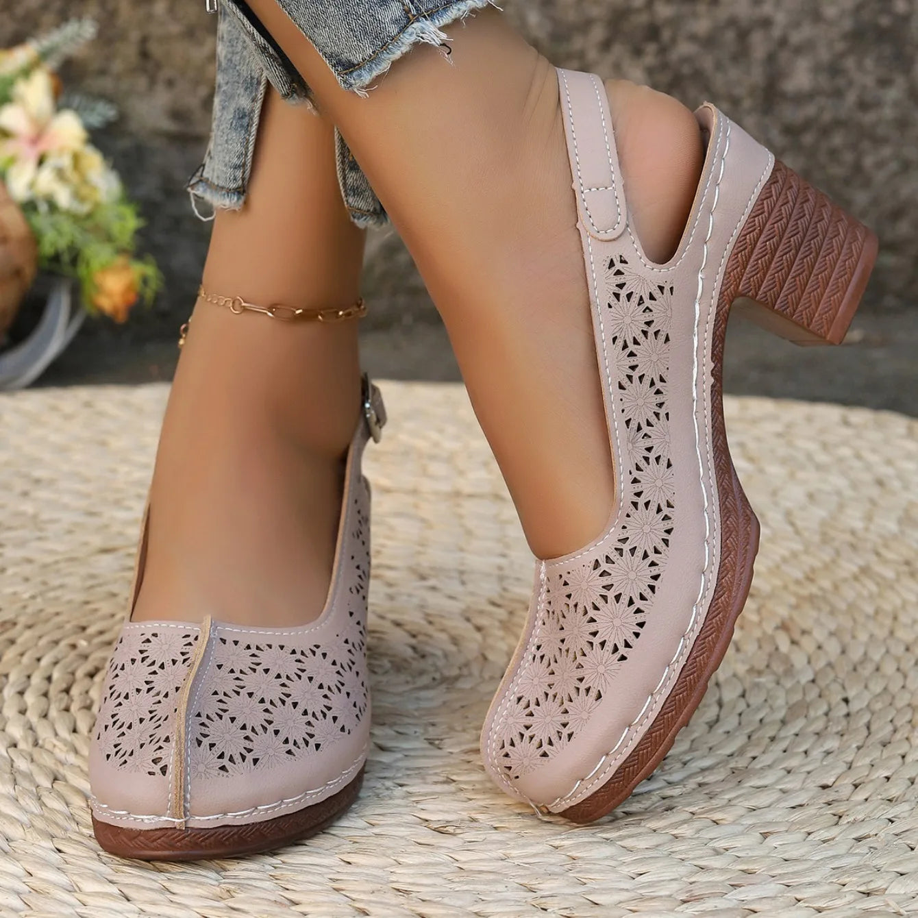 Women Sandals Retro Comfortable New Summer Shoes for Women Thick Heeled Fish Mouth Middle Heeled Fashion Hollow Sandals Women