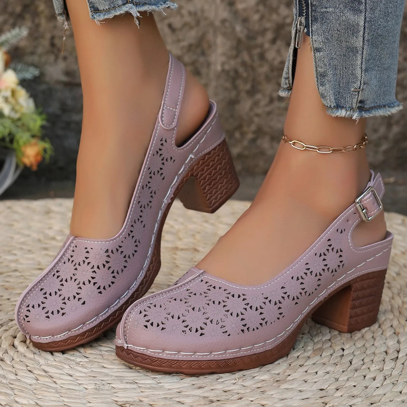 Women Sandals Retro Comfortable New Summer Shoes for Women Thick Heeled Fish Mouth Middle Heeled Fashion Hollow Sandals Women
