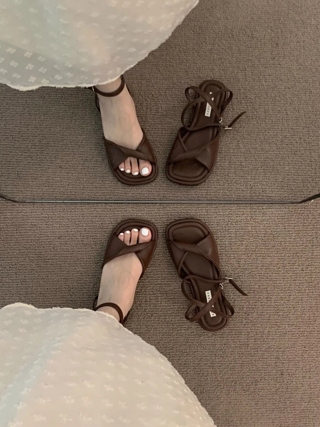 Women's Sandals Summer 2025 New Flat Rubber Sole Comfortable Sandals Breathable Fashion Luxury Outdoor Beach Women's Shoes
