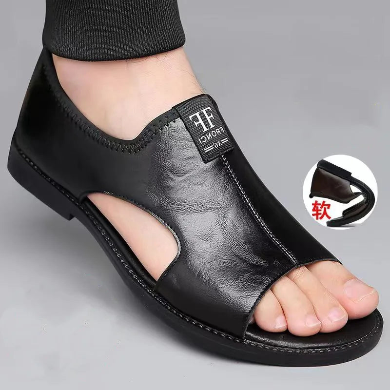 Sandals for Men Brand Casual Shoes Outdoor 2025 New Men's Slippers Comfortable Beach Shoes High Quality Leather Men Flat Sandals