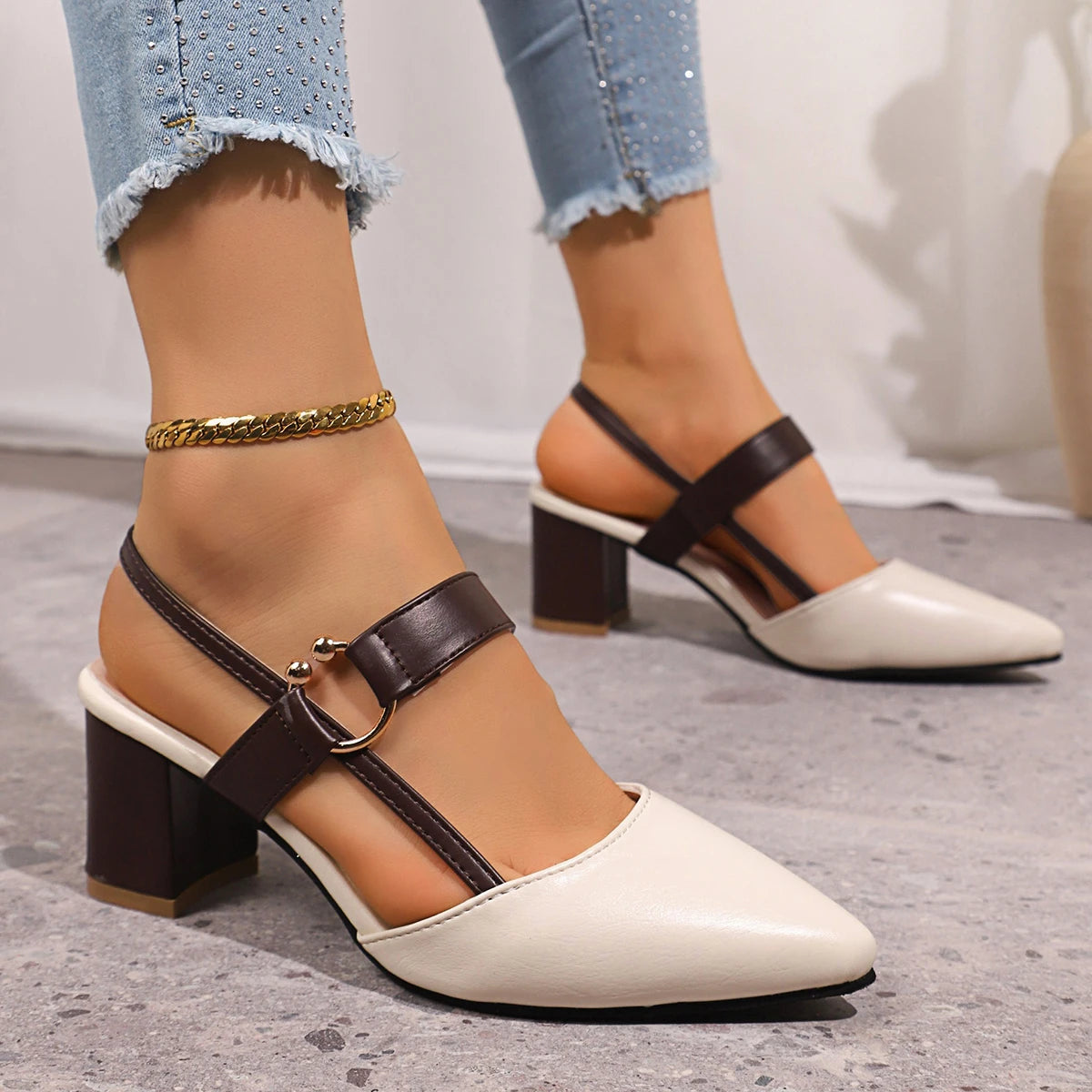 Women Sandals Fashion Solid Color Slingback Shoes Women Outdoor Designer Shoes Pointed Toe High Heels Sandals Zapatos De Mujer