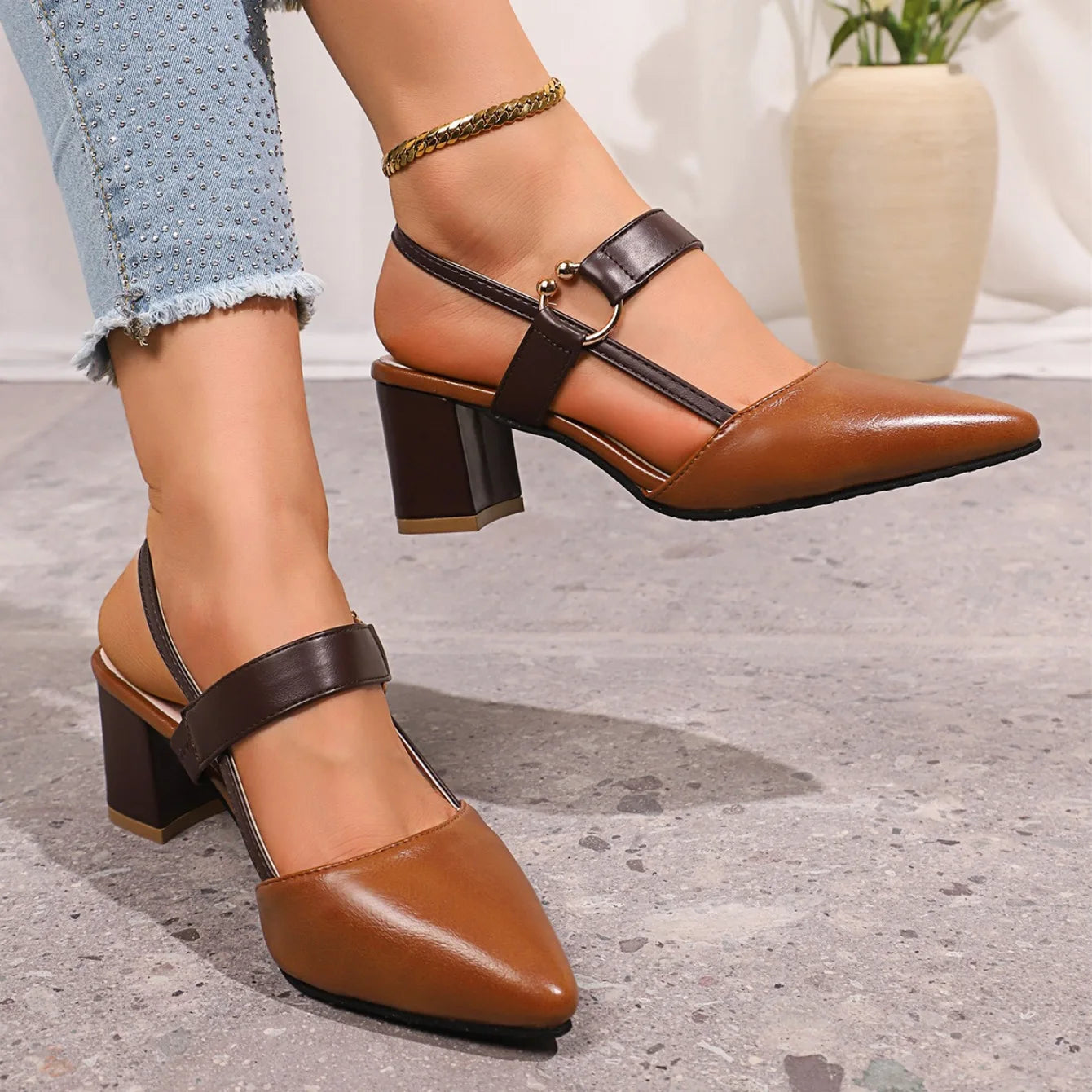 Women Sandals Fashion Solid Color Slingback Shoes Women Outdoor Designer Shoes Pointed Toe High Heels Sandals Zapatos De Mujer