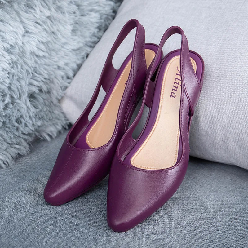 Elegant Jelly Sandals for Women — Breathable, Non-Slip & Effortlessly Chic